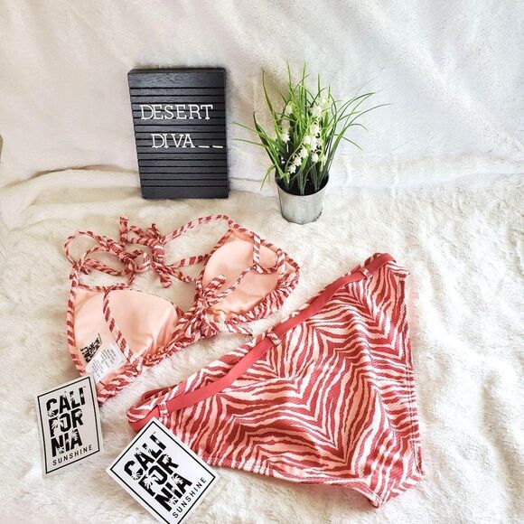 California Womens Bikini Orange L Animal Print Halter Top Belted Bottom New - Picture 3 of 4